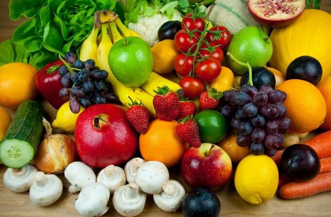 Buah seger sareng sayuran sareng buah beri